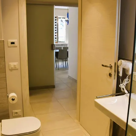Residenza Le Sorelle - Annalisa Apartment Torri Del Benaco